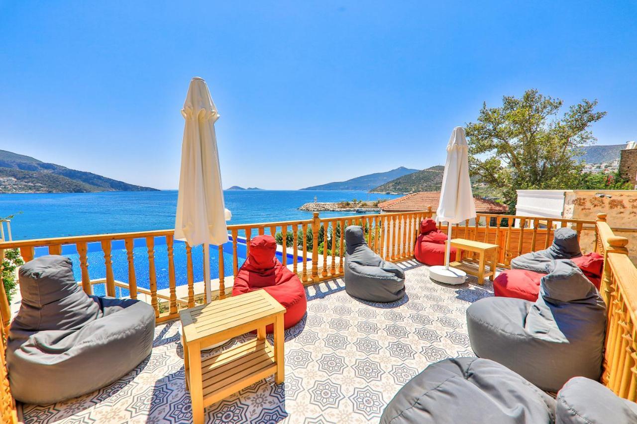 Pier House Hotel Калкан Екстериор снимка