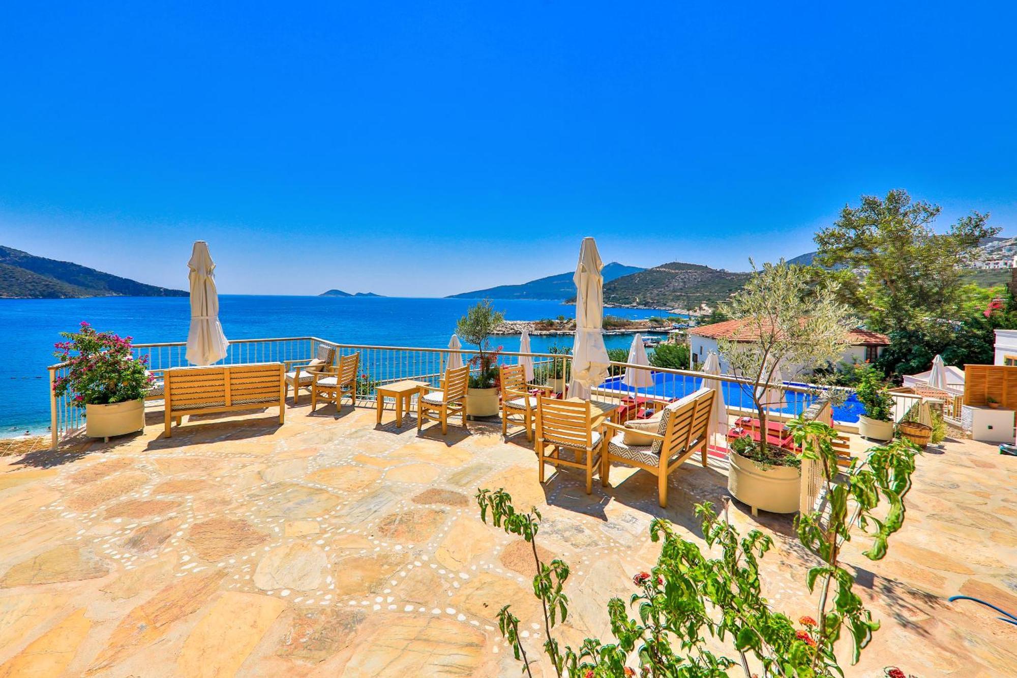 Pier House Hotel Калкан Екстериор снимка