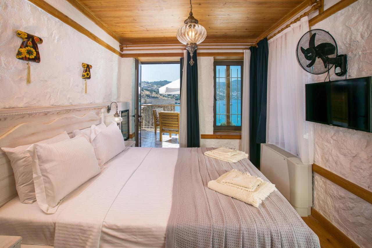 Pier House Hotel Калкан Екстериор снимка