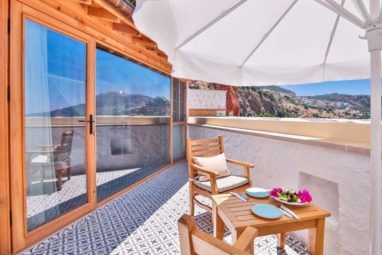 Pier House Hotel Калкан Екстериор снимка